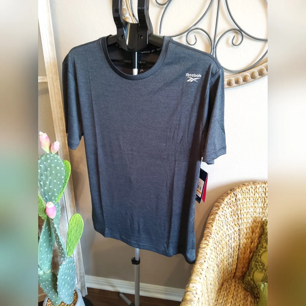 Reebok Men's Charcoal Tee - Picture 3 of 4